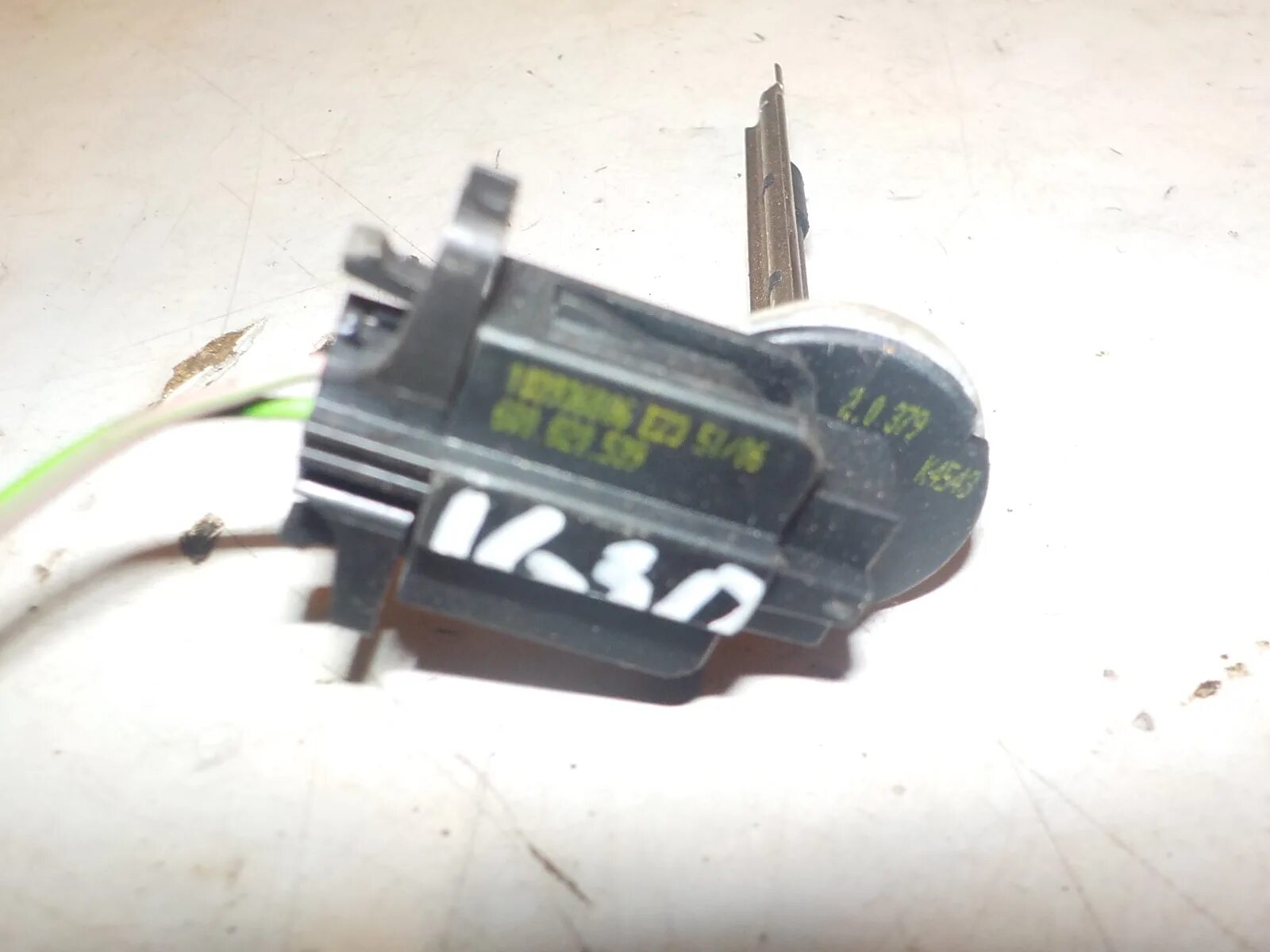 Датчик скорости фабия 1. Датчик температуры 1. 2 skoda fabia. Датчик абс шкода фабия 2. Датчик температуры шкода фабия 2.