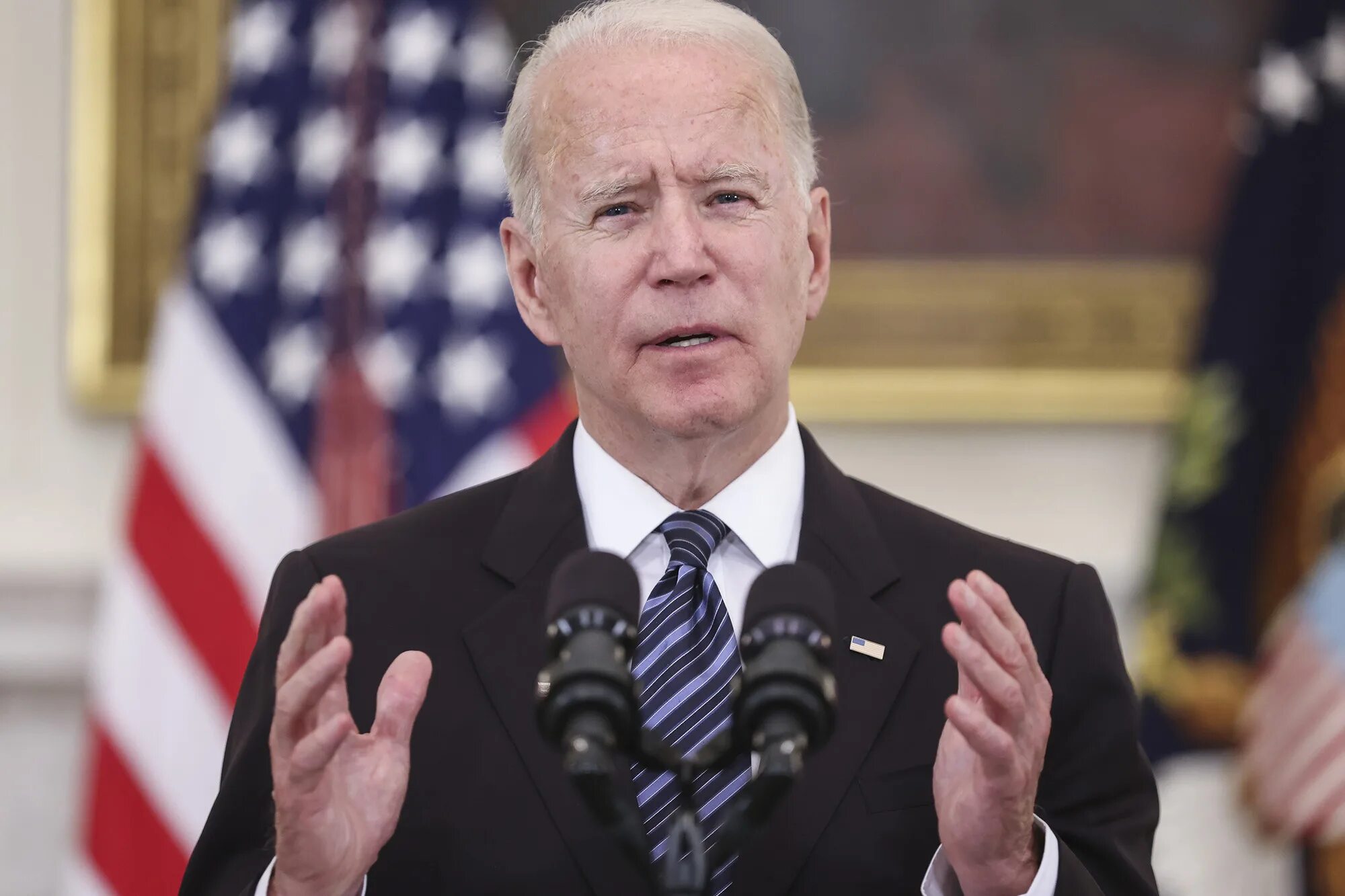 Байден 2022. Байден ирак. Премьер министр ирака. Biden r003. Байден 1998.