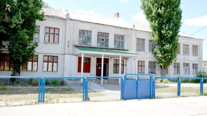 Фролово волгоградской обл. Школа 1 фролово. Фролово магазин. Фролово улица фроловская. Фролово 5.