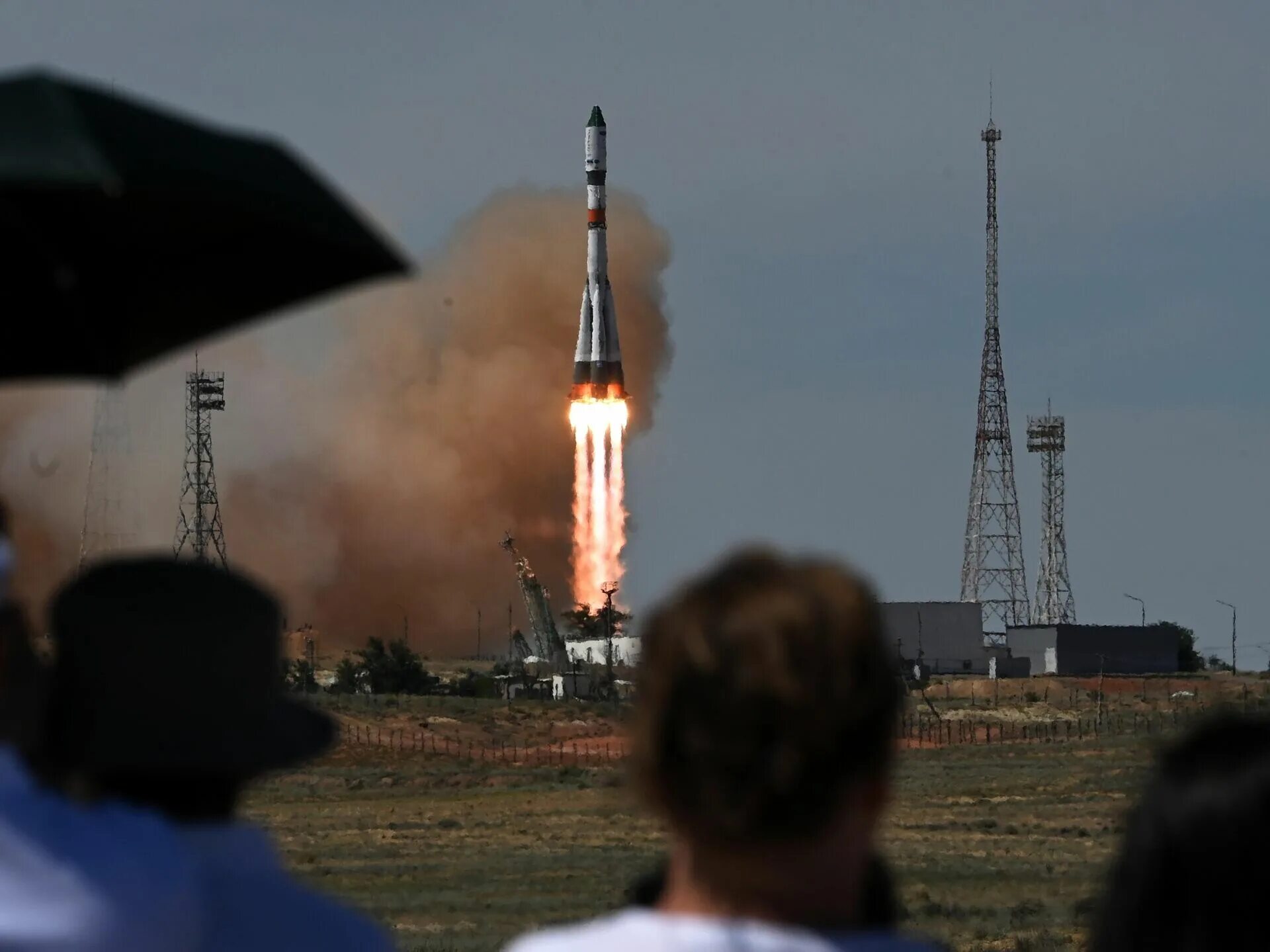 Мс ракета. Союз-2.1а ракета-носитель. Грузовой корабль "Прогресс МС-09". Ракетоноситель Союз 2.1.а. Ракета Донбасс Байконур.