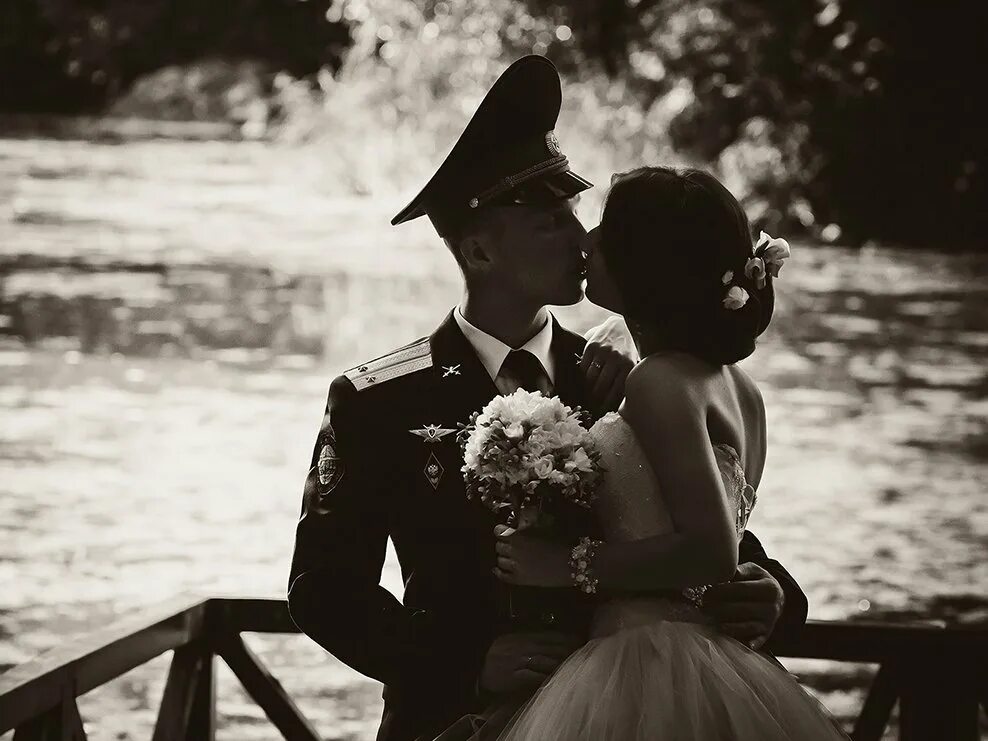Солдат жену офицера. Свадьба с военным. Военная фотосессия. Фотосессия с военным мужем. Фотосессия с военным мужем в форме.