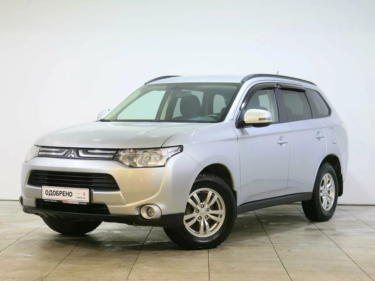 Куплю митсубиси киров. . Mitsubishi Outlander, III 2.0 CVT. Mitsubishi Outlander 2013. Mitsubishi Outlander 2 3.0. Mitsubishi Outlander 2.0 +2013.