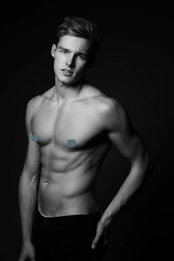 Красивый стройный парень. Hugo mayhew. hugo mayhew model. hugo mayhew model голый. стройный парень.