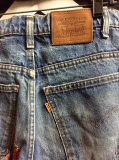 Levis tab