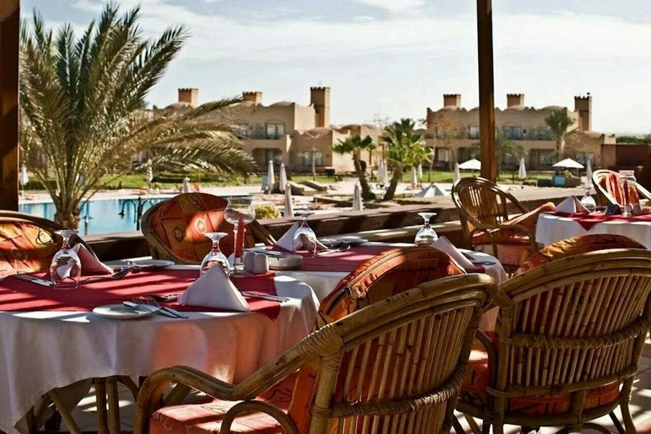 Calimera serra palace 5. Club calimera akassia swiss resort 5*. Сеть отелей albatros в марса-аламе. Calimera akassia swiss. Калимера серра палас турция.
