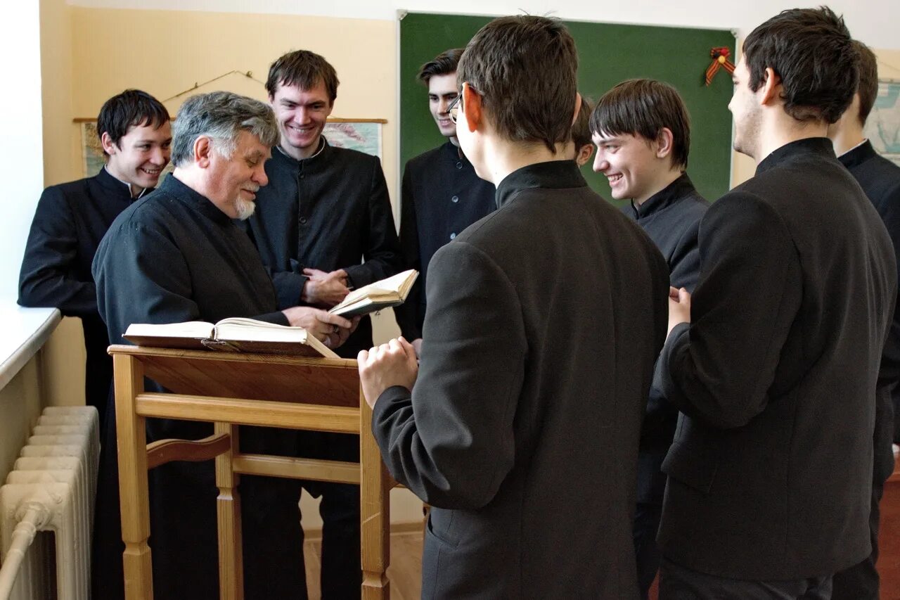 духовные академии первые.