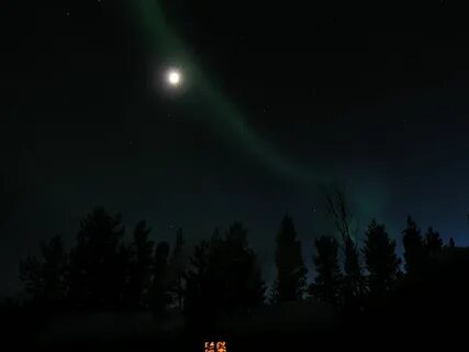 Polar lights and moon.jpg. 