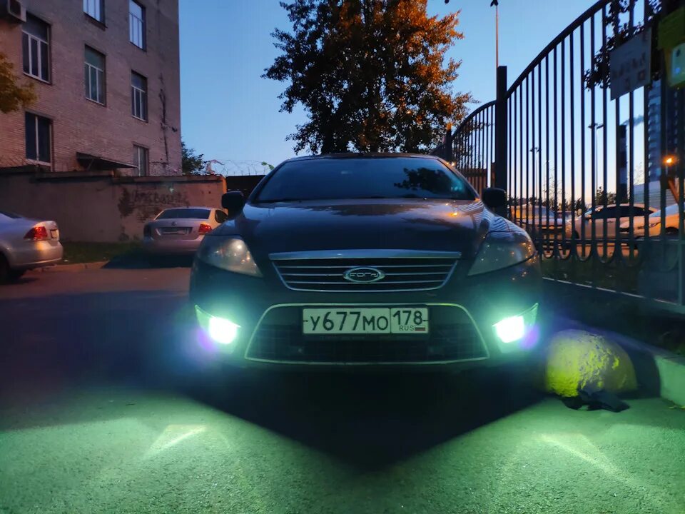 Mondeo 4 ПТФ ксенон. Форд Мондео 4 2.3 ксенон. Светодиоды в ПТФ Мондео 4. Ксеноны туманки Форд Мондео 4.