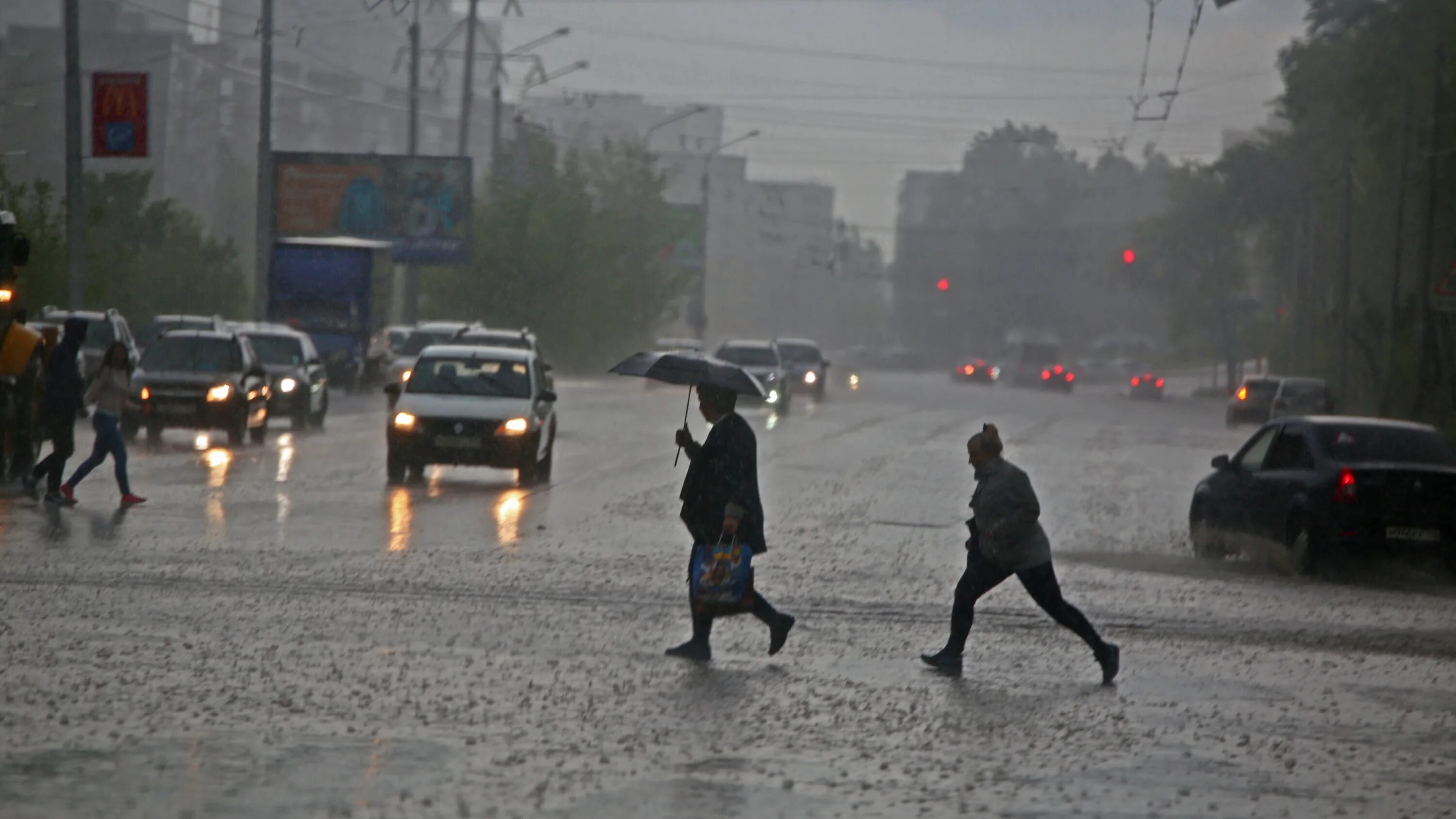 Погода когда закончится дождь. Штормовое предупреждение в Башкирии. Сильный ливень. Дождь фото. Дождливое лето.