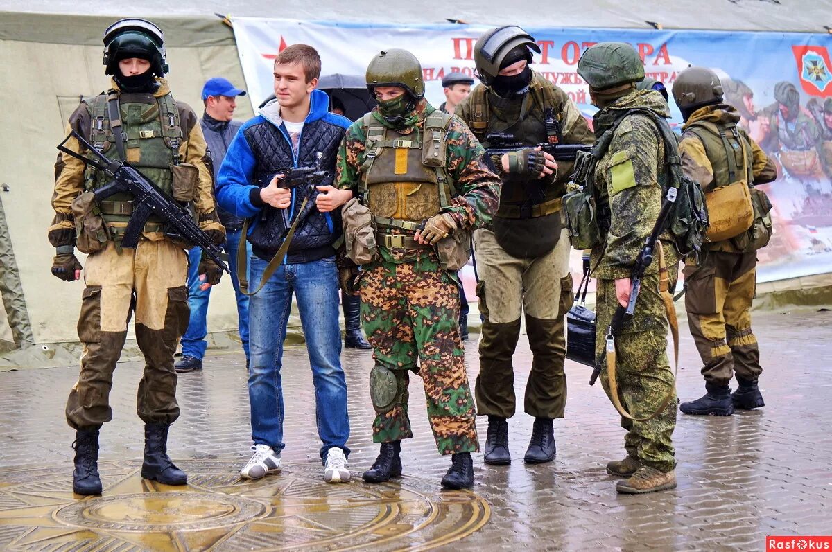 футболка вежливые люди военторг. вежливые люди майка. вежливые люди обои. вежливые люди. новые вежливые люди.