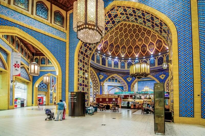 Ibn battuta mall dubai. Ибн баттута дубай. Ибн баттута шоппинг молл. Ибн баттута шоппинг молл. Дубай молл фото.