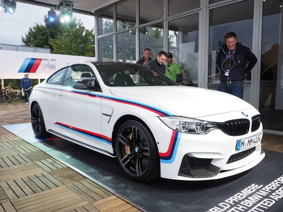 M4 performance. Bmw m performance. bmw m4 performance. бмв м4 перфоманс. м перфоманс bmw.