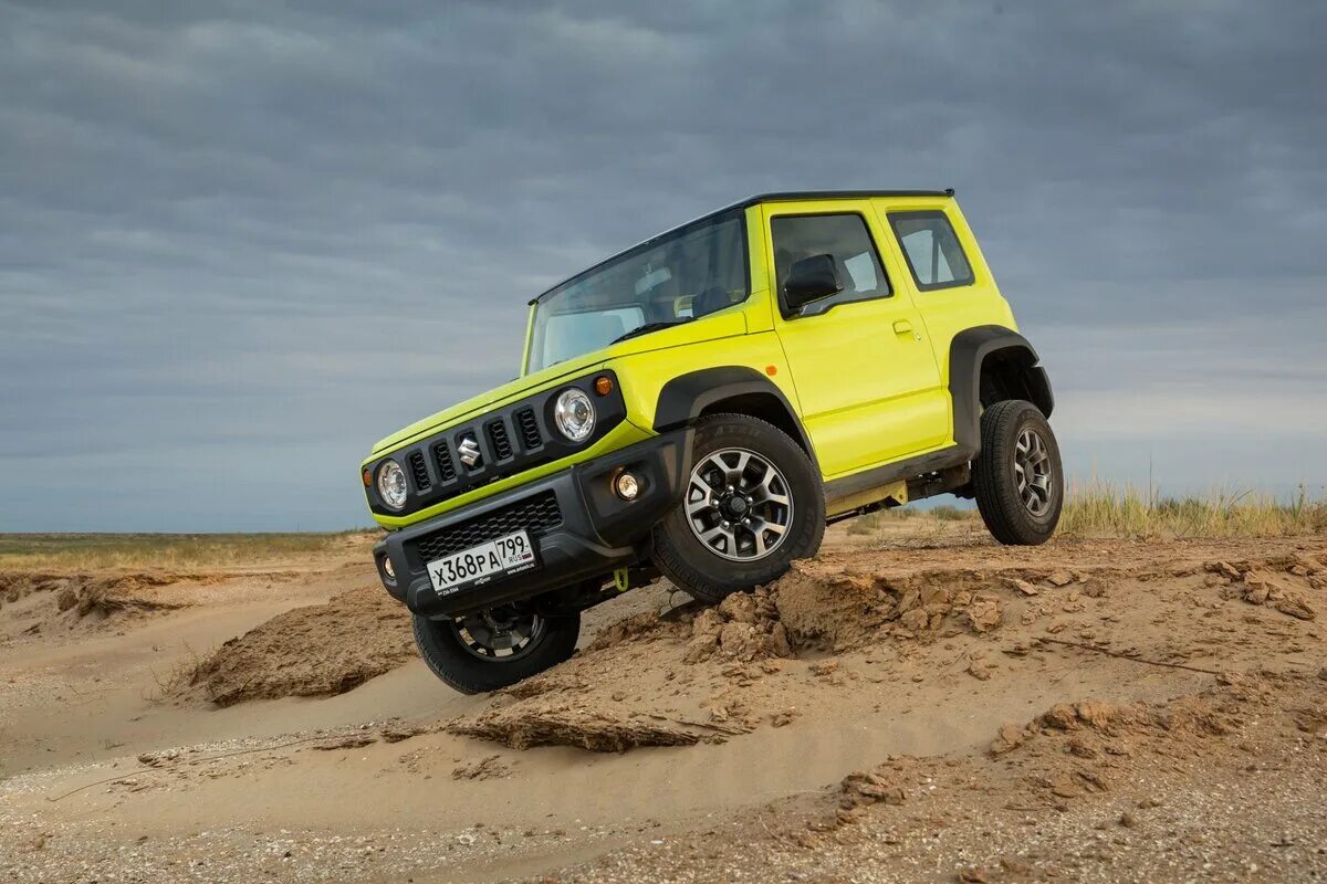 Купить новый сузуки джимни у официального. Suzuki Jimny 2020. Suzuki Jimny 2021. Сузуки Джимни 2022. Новый Сузуки Джимни 2020.