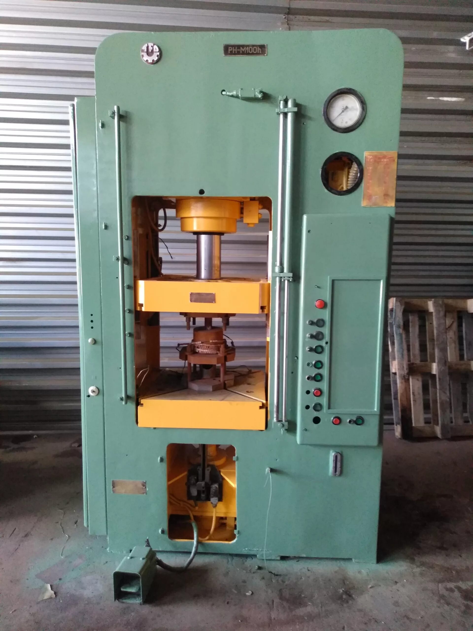 пресс 100 тн гидравлический. нордберг пресс 100 тонн. пресс гидравлический t61204 aet. пресс ae&t t612100a. 100 прессов.