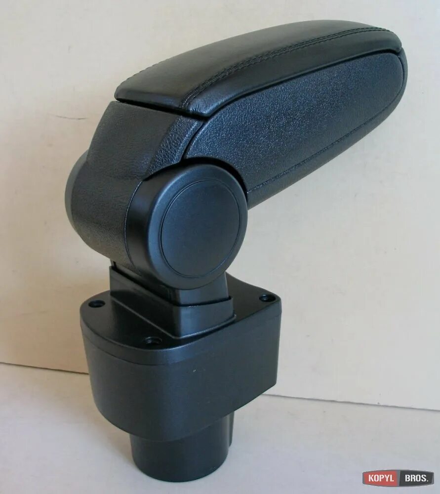 оригинальный адаптер крепления подлокотника рено дастер. дастер подлокотник 877003175r. оригинальный подлокотник рено дастер. подлокотник рено дастер 2. оригинальный подлокотник рено дастер.