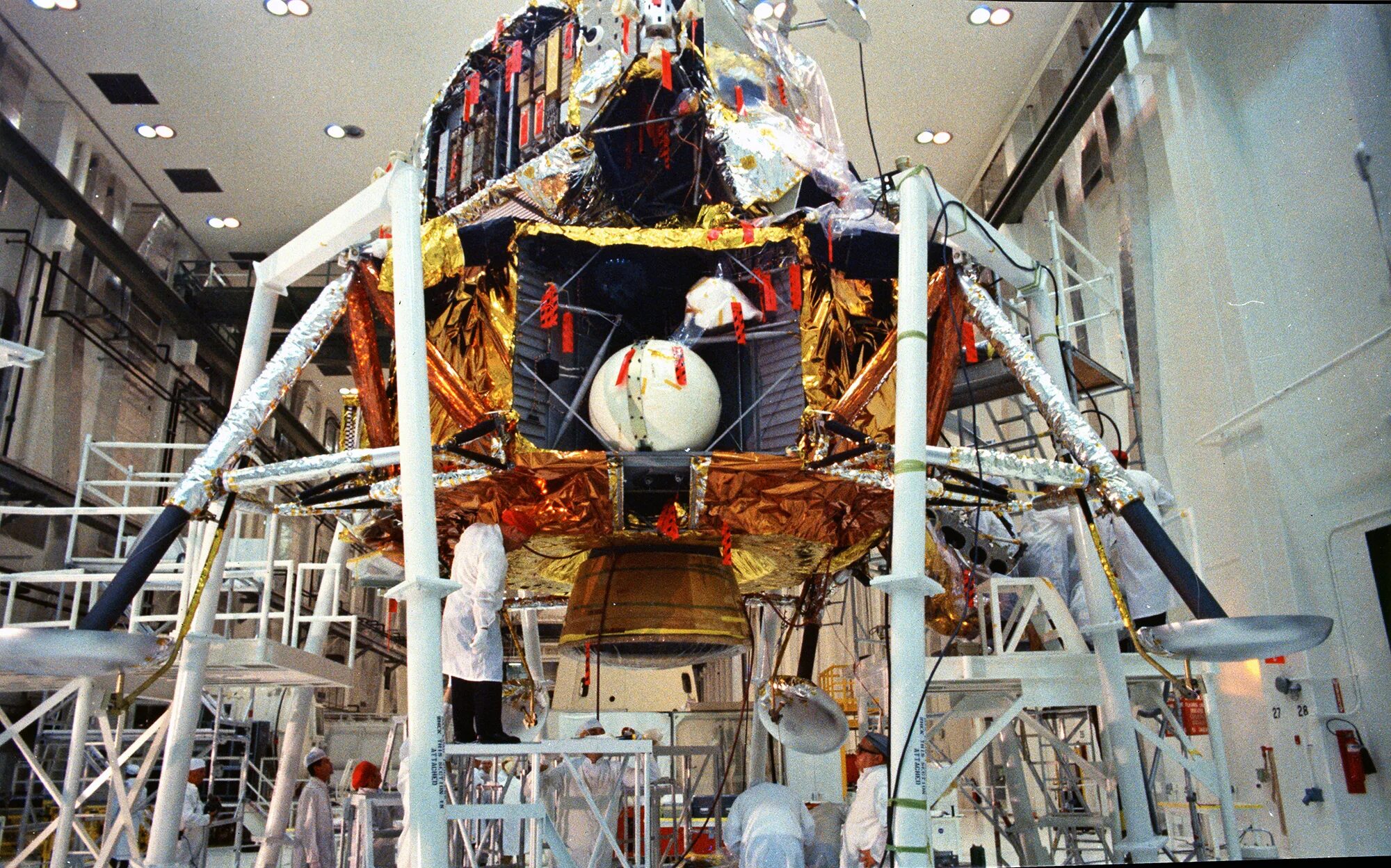 Apollo 11 Lunar Module. Взлетный модуль Аполлон 11. Кабина лунного модуля Аполлон 11. Модуль Аполлон 11 внутри. Prepare 11