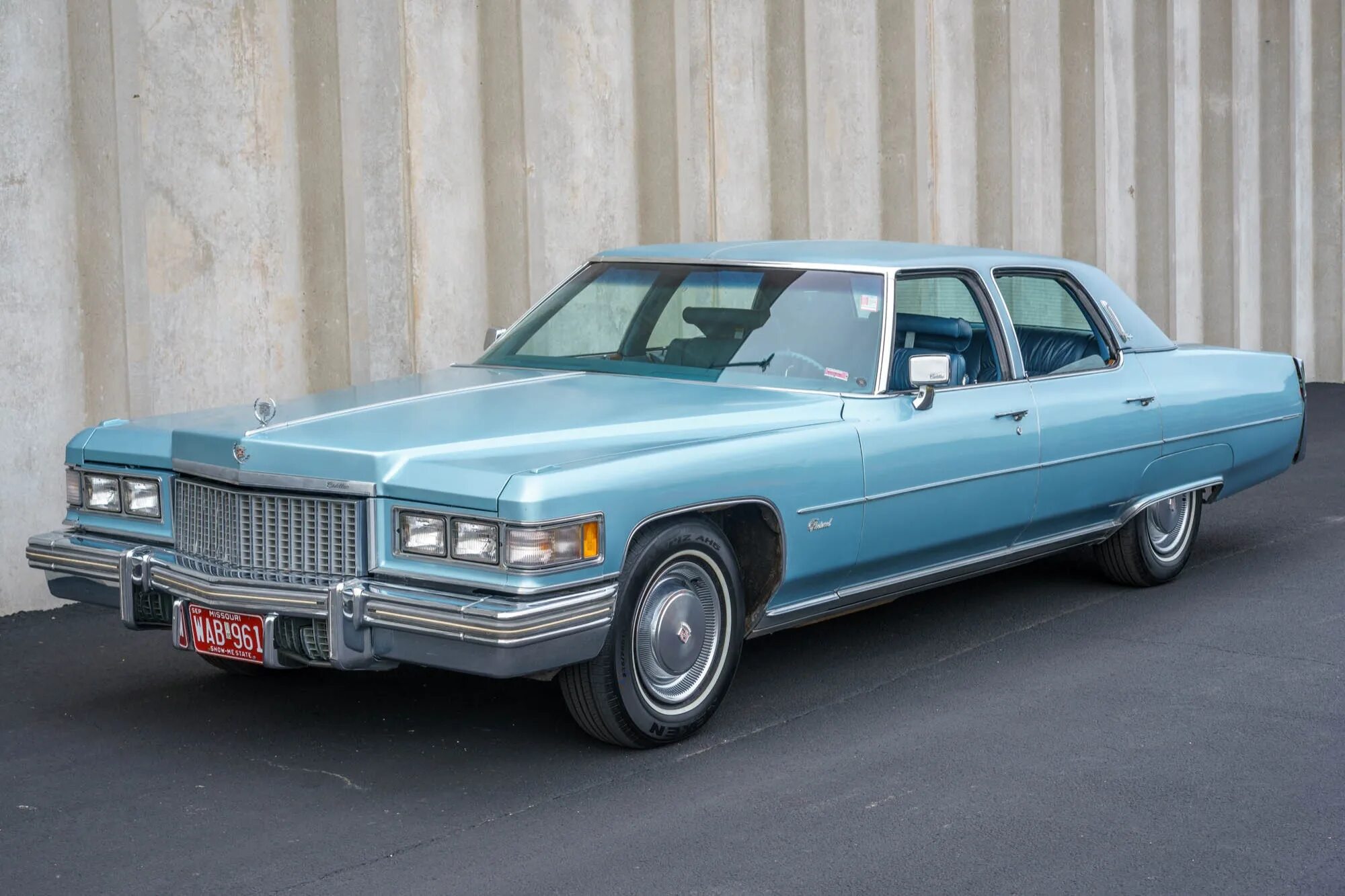 Cadillac 1975. Cadillac coupe 1975. Cadillac fleetwood 1975. 1975 cadillac eldorado coupe. Cadillac eldorado 1975.