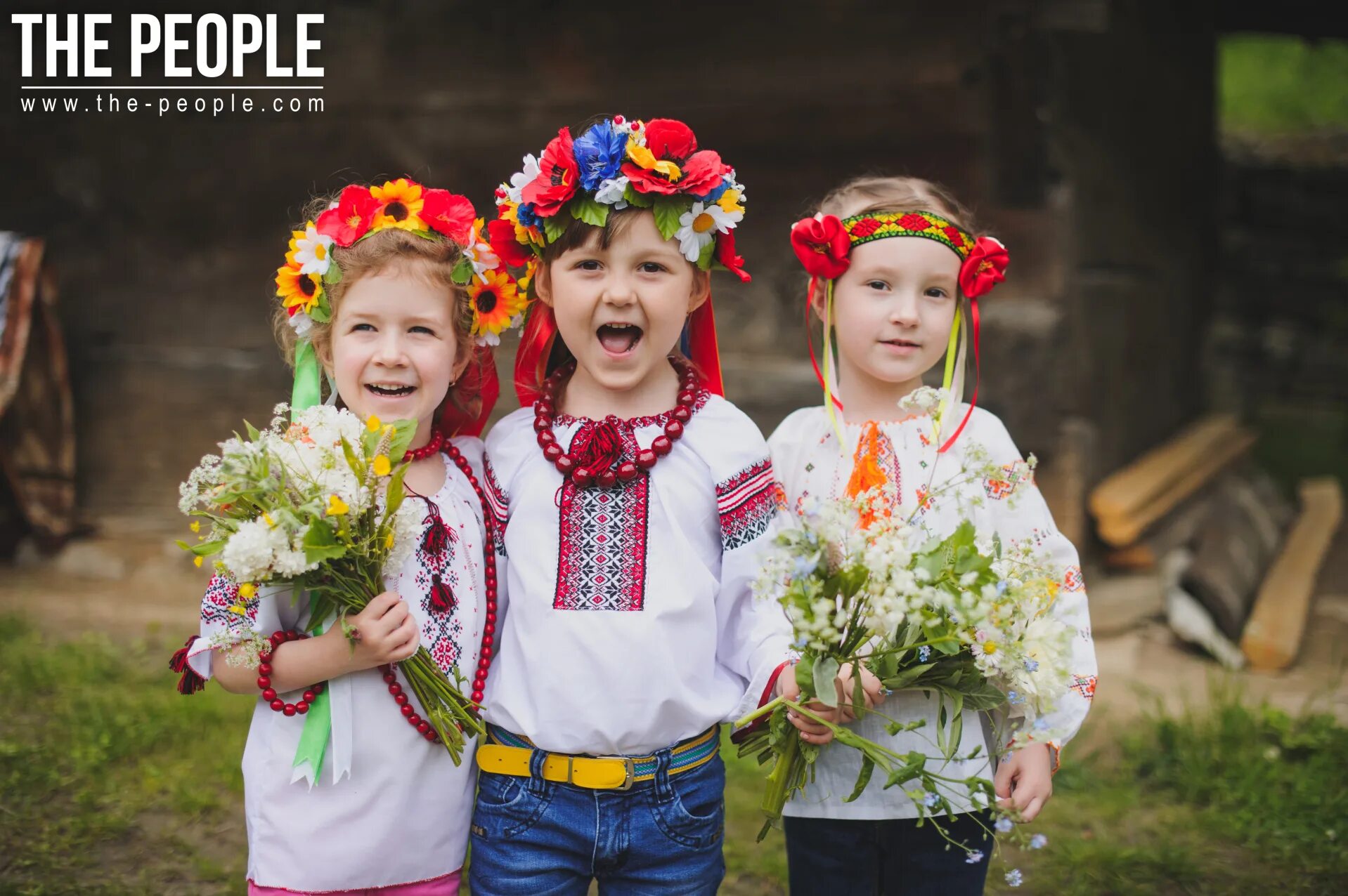 Фото детей украины. Украинцы дети. Украинские дети в национальных костюмах. Украинские дети в вышиванках. Украинский костюм.