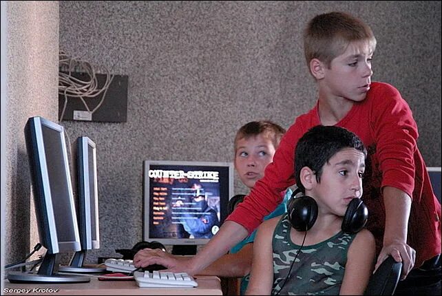 Косплей близкон южный парк. Геймер в реальной жизни. Игроман в реальной жизни. Геймеры в реальной жизни. Геймер за компьютером.