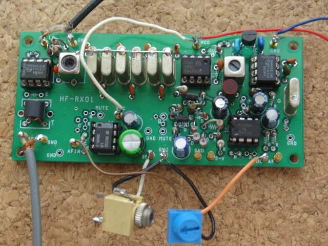 Радиоприемник гиала 407. Регенеративный приемник fm-радиоприемник. Детекторный приёмник 1960. Приемник основа. Приемник основа.