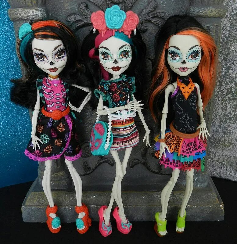 Скелета монстер хай g3. Кукла Монстер Хай Скелита. Скелита Калаверас. Monster High кукла Скелита. Монстер Хай Скелита Калаверас.