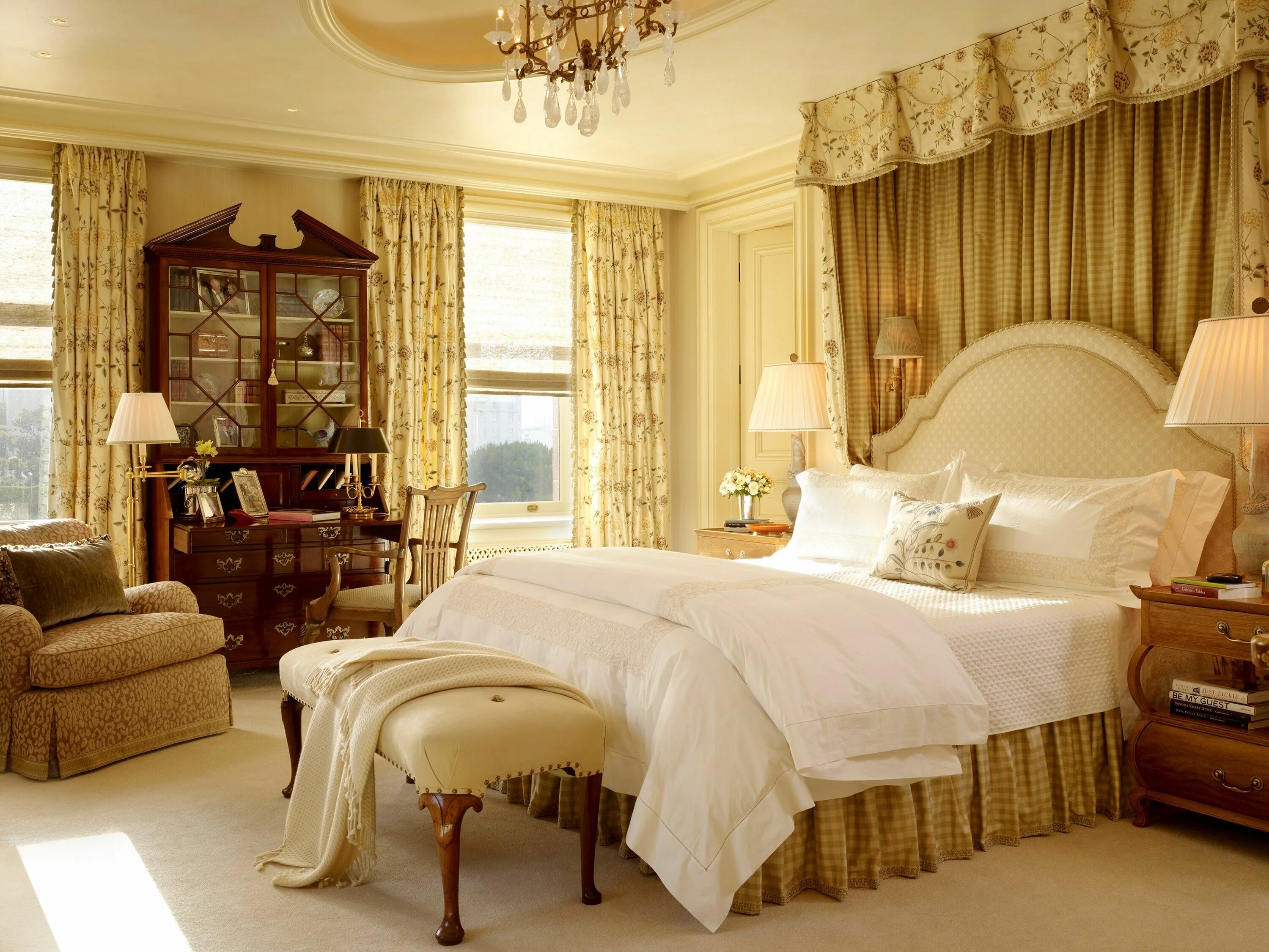 Спальня в английском стиле. Красивая спальня. Английский стиль в интерьере спальни. Интерьер спальни в британском стиле. Royal bedrooms