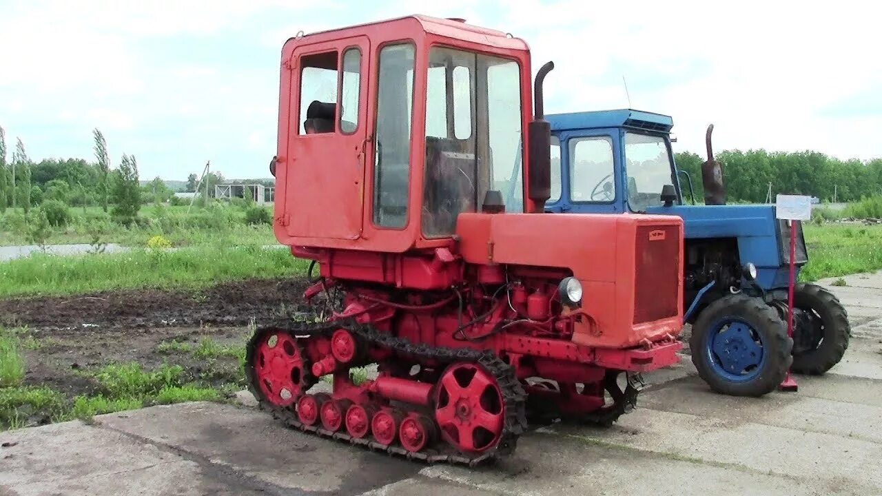 трактор ктз т-70 с. ктз-т70с гусеничный. трактор дт 75 желтый. т 25 на гусеницах. гусеничный т-16.