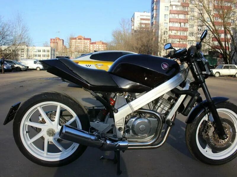 Bros 650. Хонда БРОС 650. Хонда БРОС 650 кастом. Honda Bros 650 Custom. Honda Bros 450.