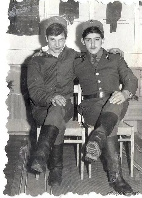 подольск кузнечики вч 33810. форма сержанта советской армии 70. сослуживцы по армии. армейские сослуживцы. служба в сгв 1986 88 года.