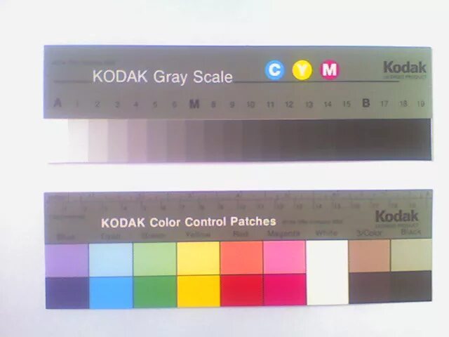 Тест мобильной связи. Kodak Gray Scale. Kodak Color Control Patches. Цветовая шкала Кодак купить.
