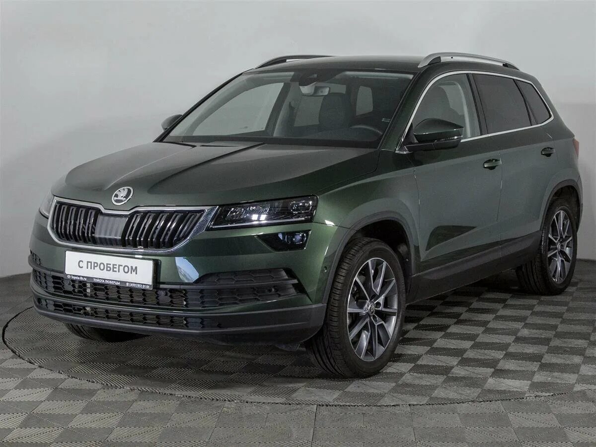 Шкода карок дилера в москве. Skoda karoq 1. Skoda karoq внедорожник style. Skoda karoq 2021. Шкода внедорожник 2022.