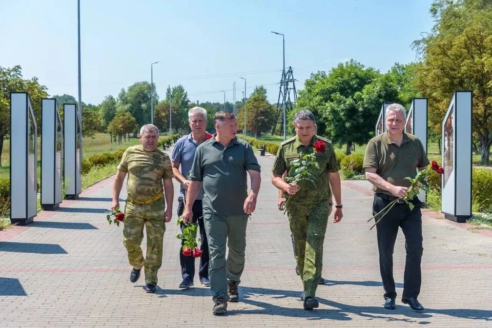 Краснодон больница. Витамины от онкологии. Цыгопан. Луганск магазины. Цыгопан.