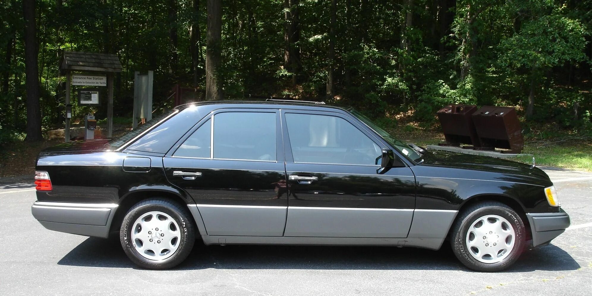 Мерседес 124 е320. Mercedes e320 w124. Mercedes w124 e220. Мерседес с кузовом 124 ешка. Mercedes benz w124 e500.