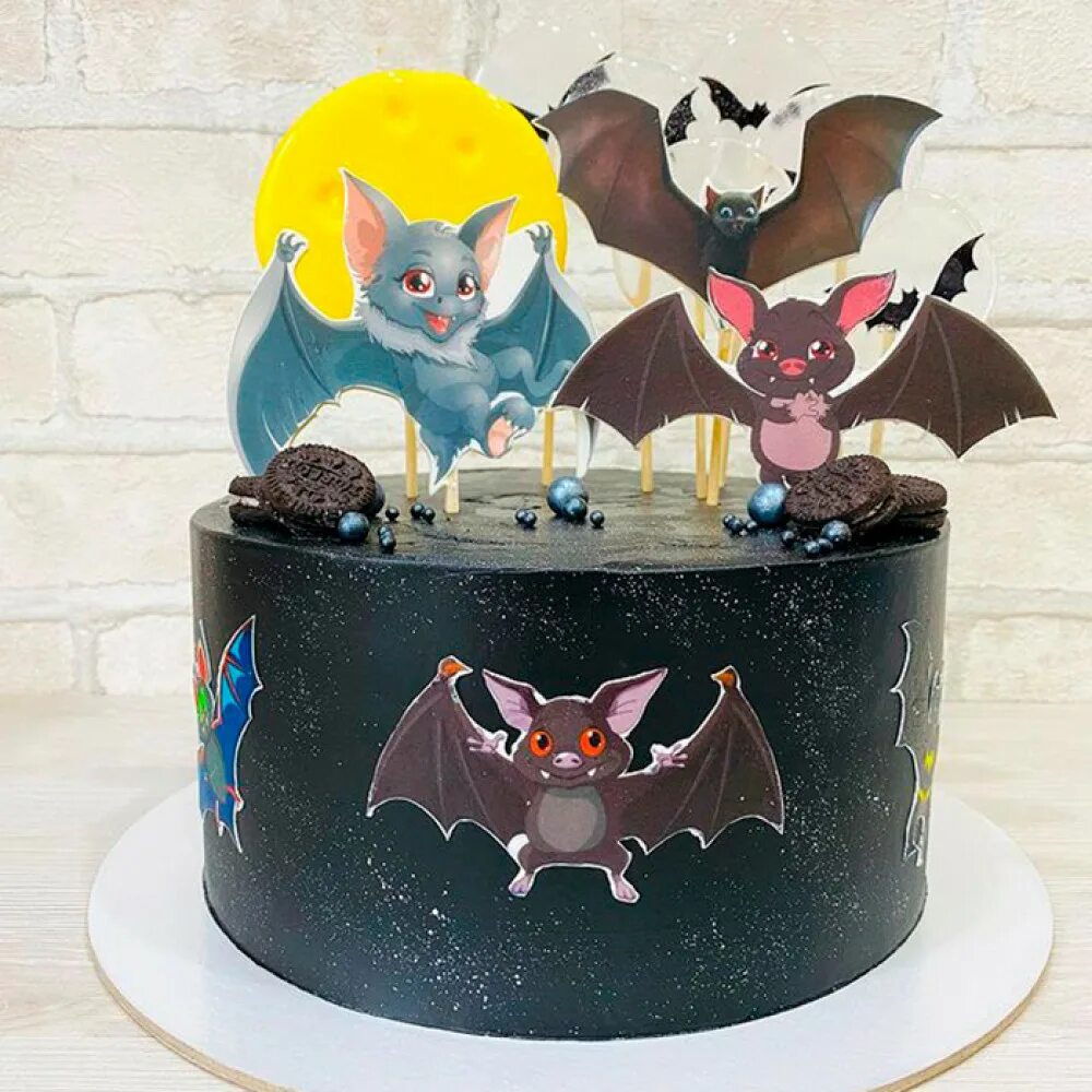 Торт на хэллоуин с летучими мышами. Торт летучая мышь. Торо с детучими мвшами. Топперы для хэллоуина. Торт с летучиси мышками.