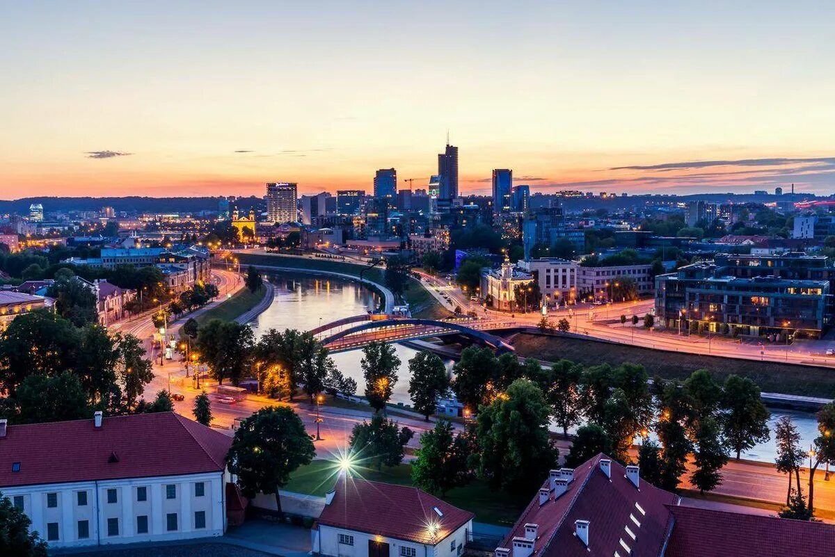 Литва какое место. Литва столица вильнюс. vilnius литва. литва вильнюс центр города. литва столица вильнюс фото.