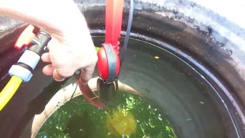 Как качают воду