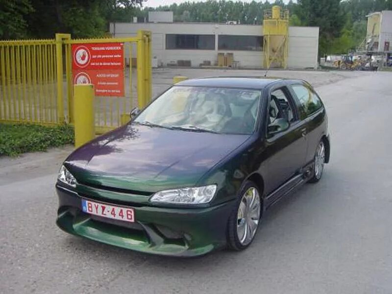 Ниссан альмера н15. Nissan Almera n15 обвес. Almera n15 обвес. Almera 1997 n15 обвес. Nissan n15 обвесы.