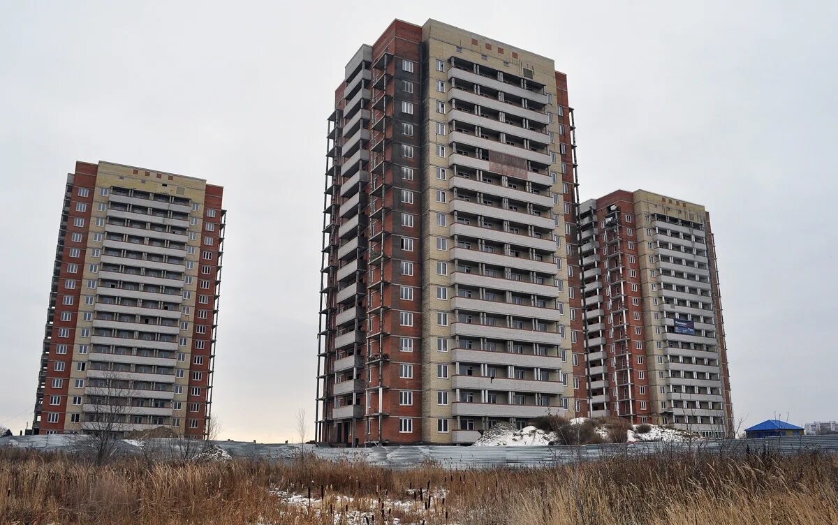 Омск архитекторов 1. Омск архитекторов 1. Улица бульвар архитекторов омск. Бульвар архитекторов 13 ульяновск. Омск б.