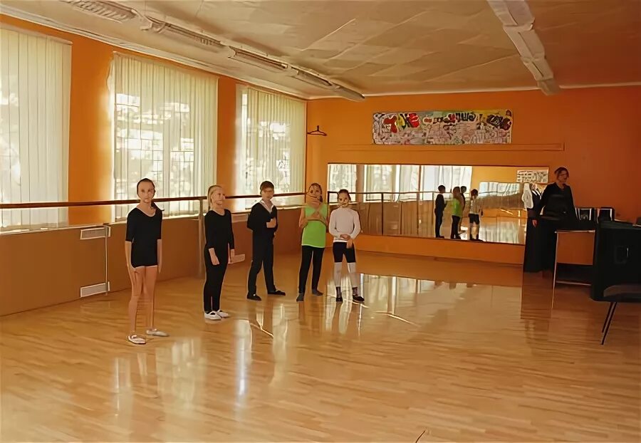 17 школа евпатория. Преподаватели школа 16 евпатория. 16 школа евпатория. Школа 16 евпатория дневник. Евпатория 16 школа учиники.