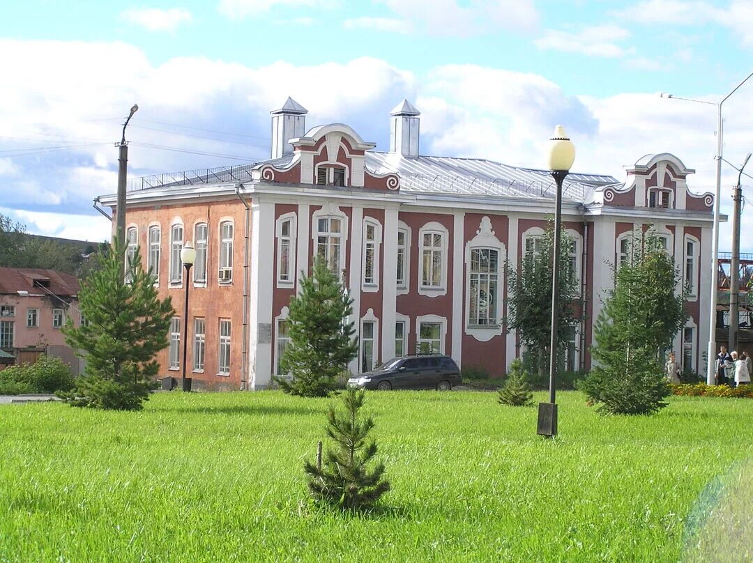 Лысьва форум. Дворец лмз лысьва. пермский край, лысьвенский г.о., лысьва. лысьва (город) города пермского края. дворец культуры металлургического завода лысьва.