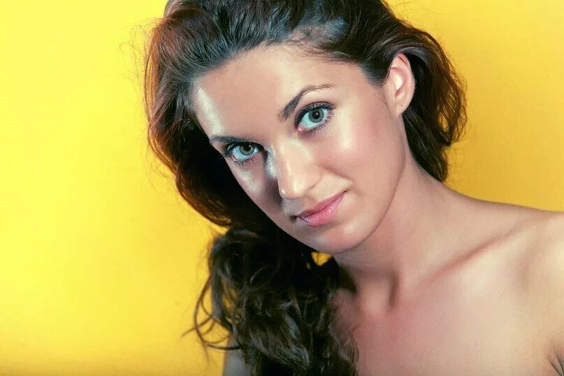 анна азарова мгимо. анна азарова актриса. филипп азаров и алена азарова. анна азарова 2021. игорь азаров томск.