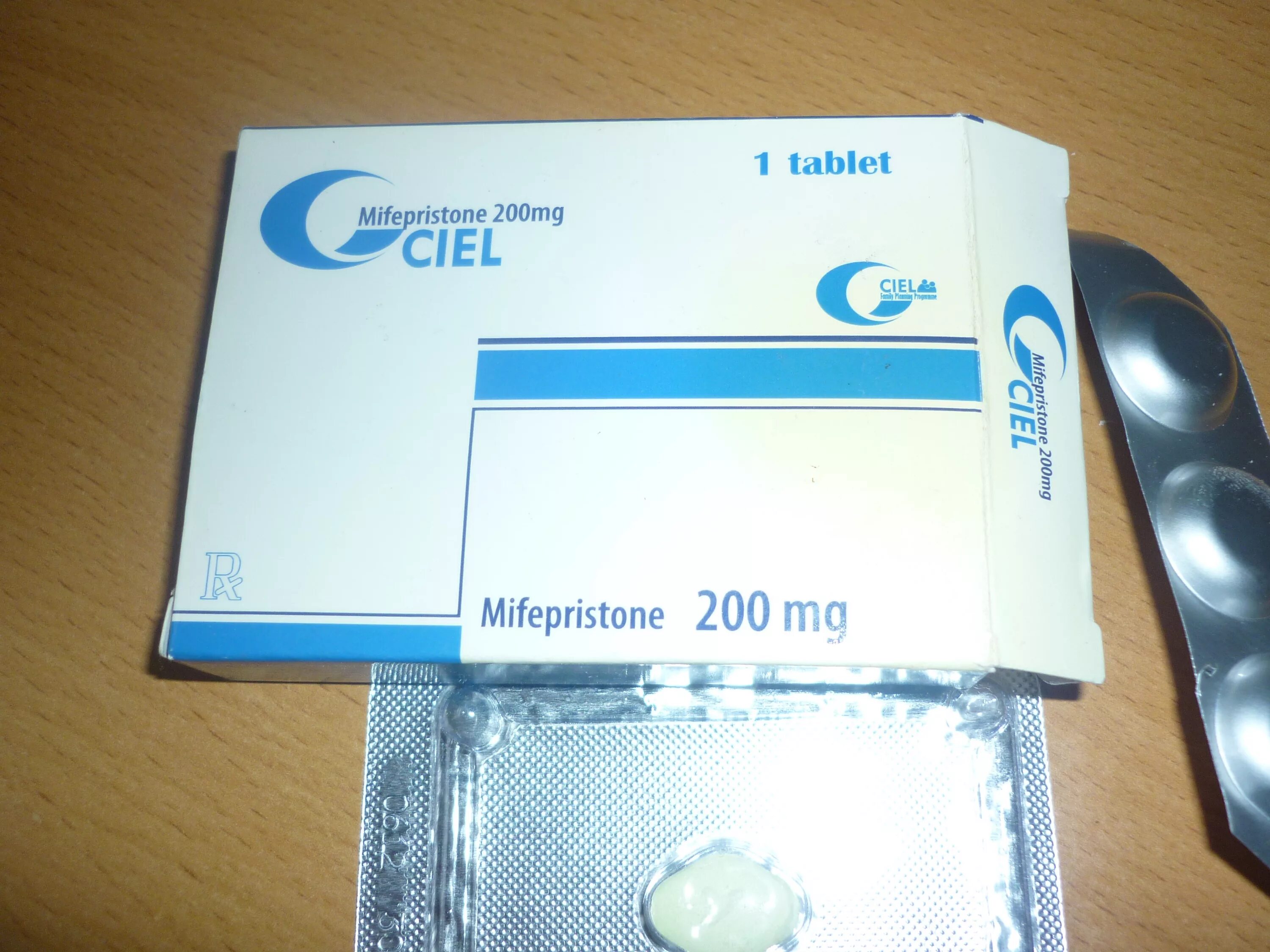 Мифепристон схватки. Mifepristone-200mg. Таблетки для стимуляции родов. Таблетки Ciel Mifepristone. Таблетки для стимуляции родов мифепристон.