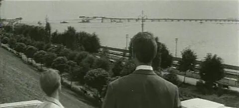 Строится мост 1965