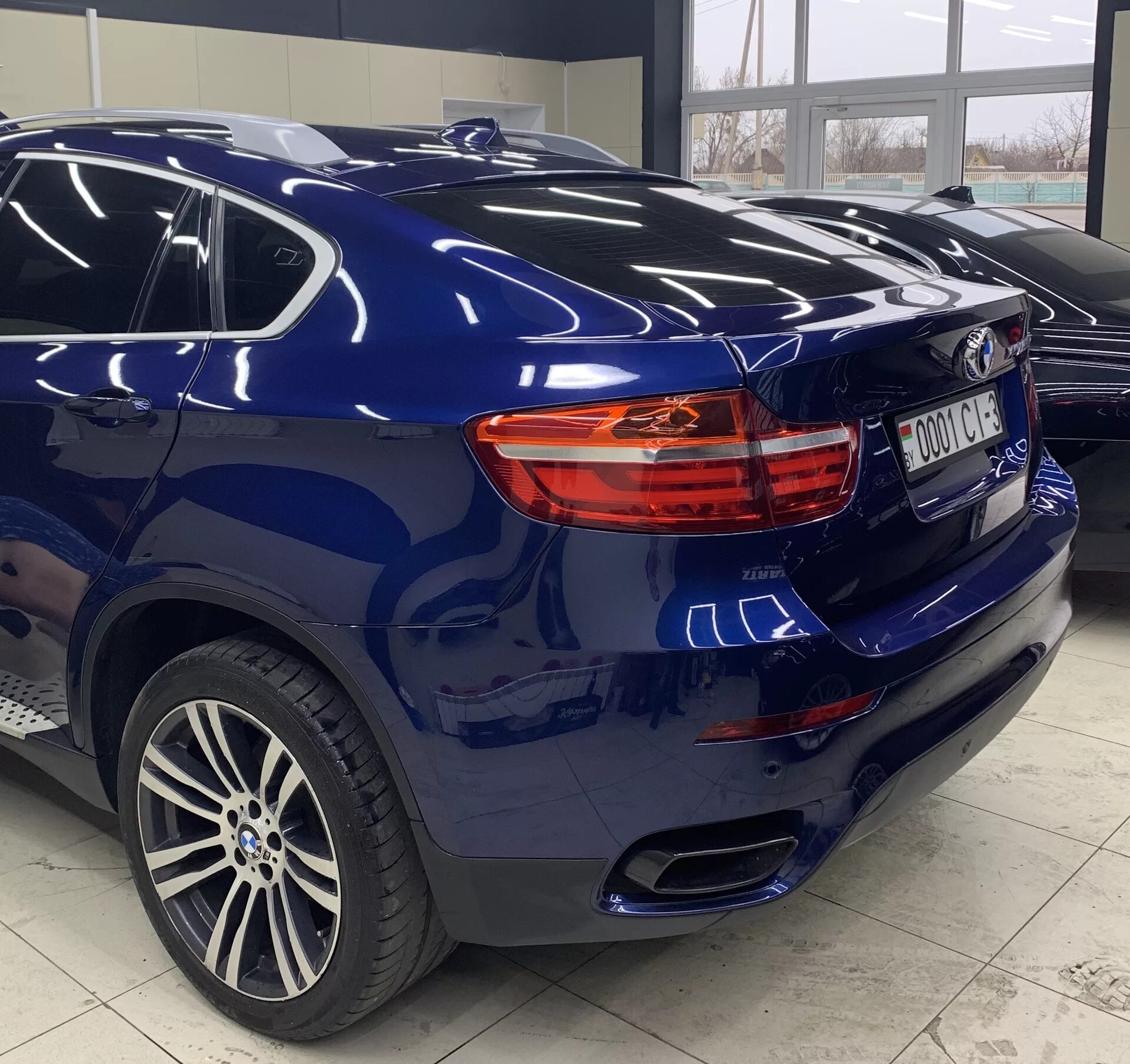 Пока икс 6 про купить. БМВ x6 m50d. BMW x6 50d. БМВ x6 темно синий. BMW x6m синяя.