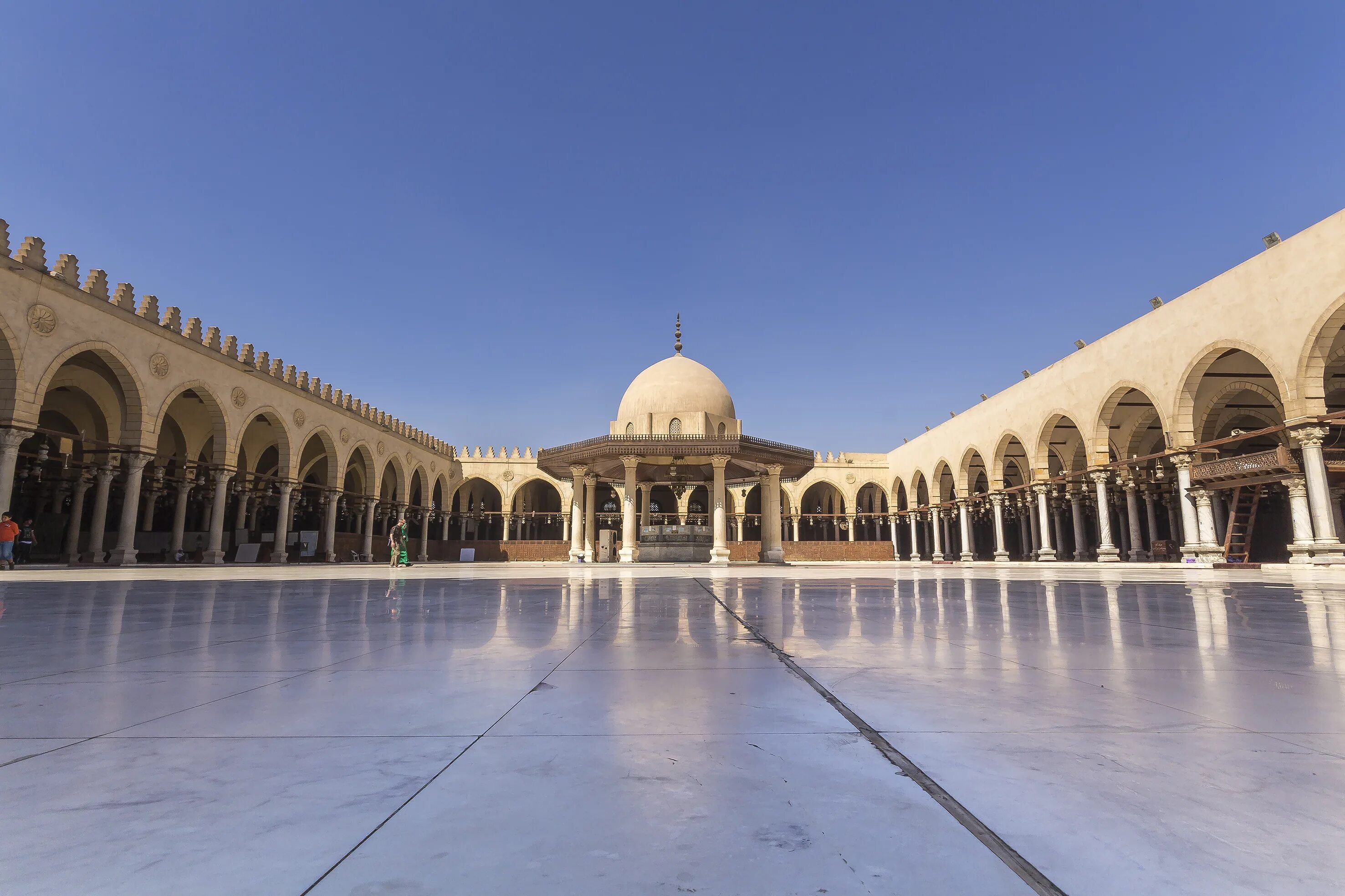 Мечеть Амра ибн Аль-аса. Мечеть Амра в Фустате. Мечеть Амра в Каире (642). Мечеть Амра в Каире, Египет (642 г. нашей эры). Амр ибн аль
