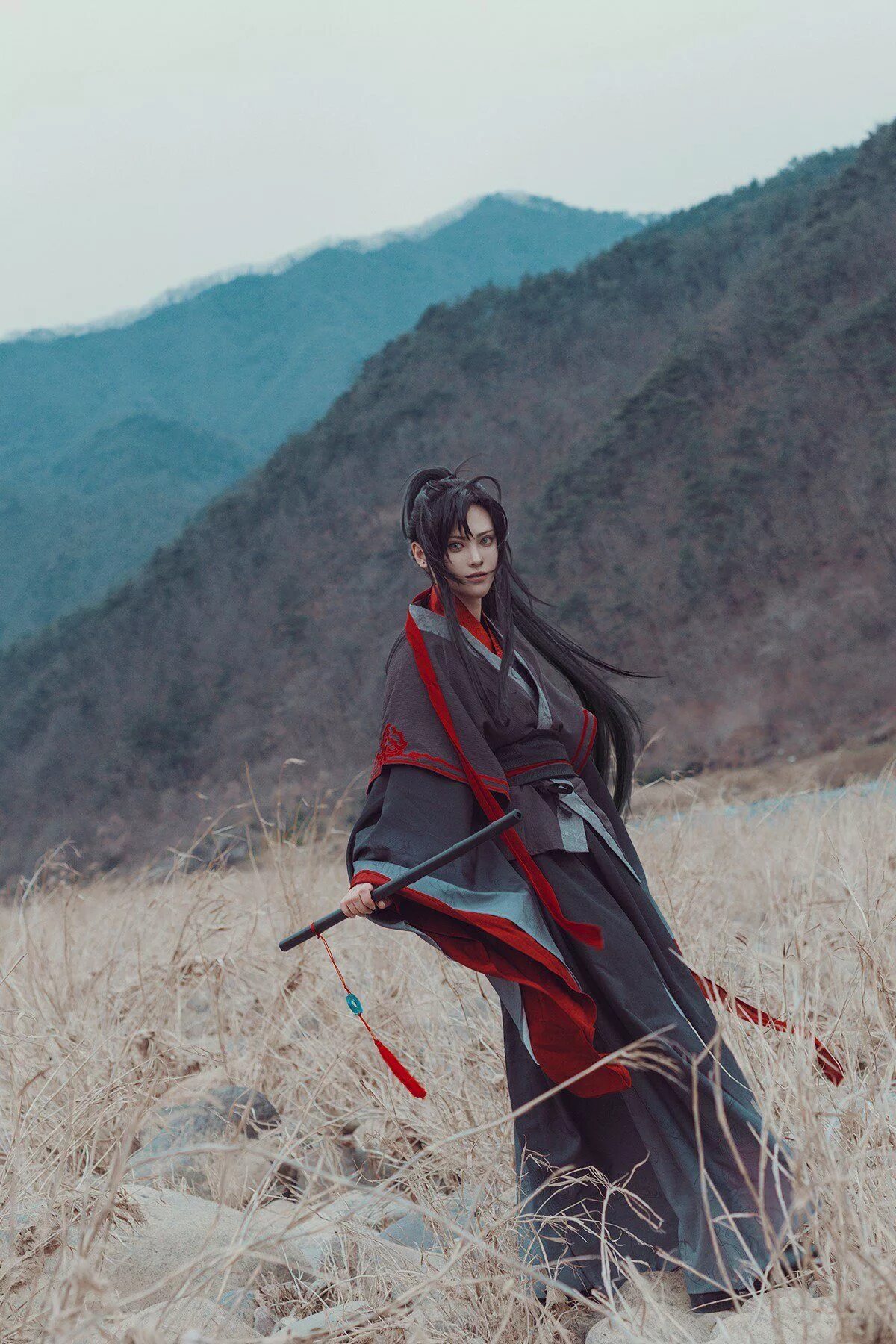 Косплееры в кимоно. Вэй усянь. Цзян чэн магистр дорама. Mo dao zu shi wei wuxian cosplay. Косплей магистр дьявольского культа вэй усянь.