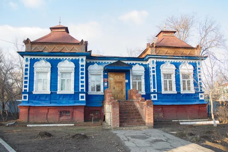 Погода г новоузенск. Город Новоузенск Саратовской области. Достопримечательности города Новоузенска Саратовской области. Краеведческий музей в г Новоузенске. Новоузенск достопримечательности.