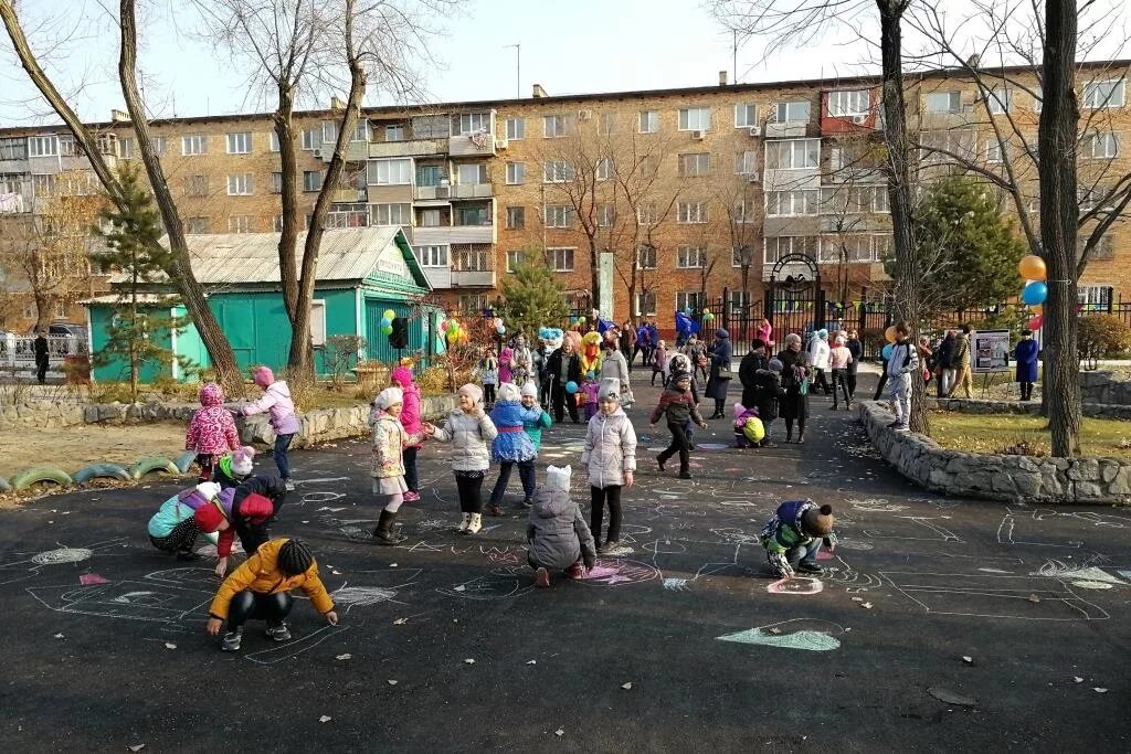 Погода в спасске на неделю приморский. Г Спасск Дальний Приморский край. Парк на арматурном Спасск Дальний. Парк имени Борисова Спасск Дальний. Парк имени Фадеева Спасск Дальний.