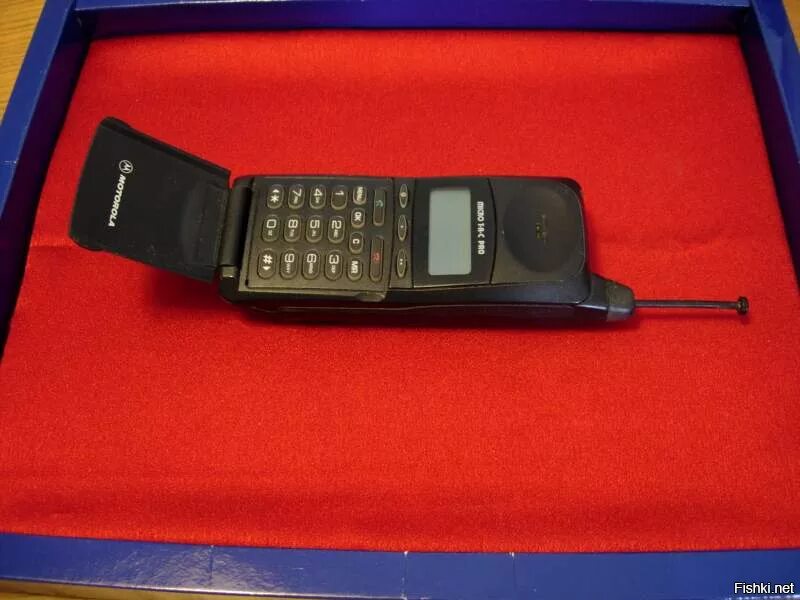 Моторола раскладушка 2000х. Сотовый Моторола 2000. Motorola MICROTAC 9800x. Сотовый Motorola 2000 года. Телефоны 90 2000