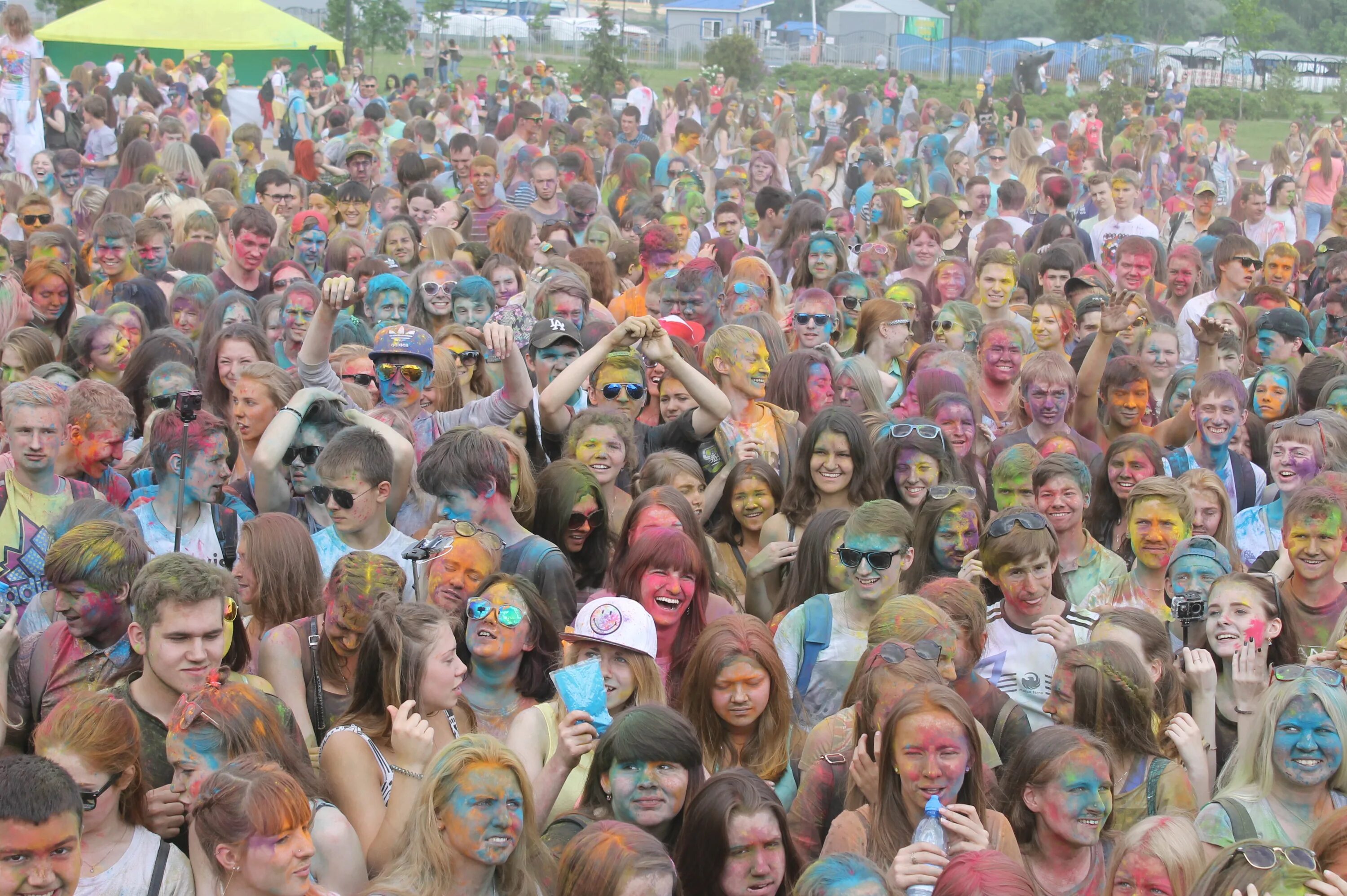 Фестиваль красок ярославль. День красок. Фестиваль красок ярославль. Фестиваль красок ярославль. Праздник красок таганрог.